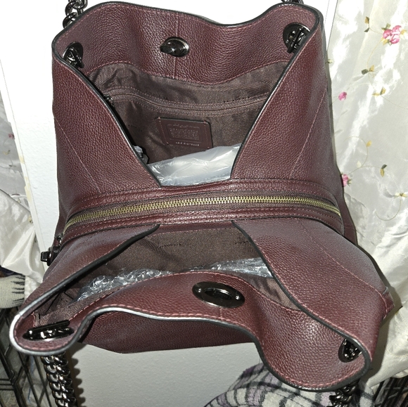 Coach Turnlock Edie Deep Purple Shoulder Bag Handbag Purse - Picture 4 of 9